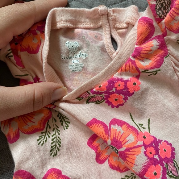 Pink Baby Outfit Lot ✨$6 BUNDLE✨ Size 9 months - Picture 2 of 4